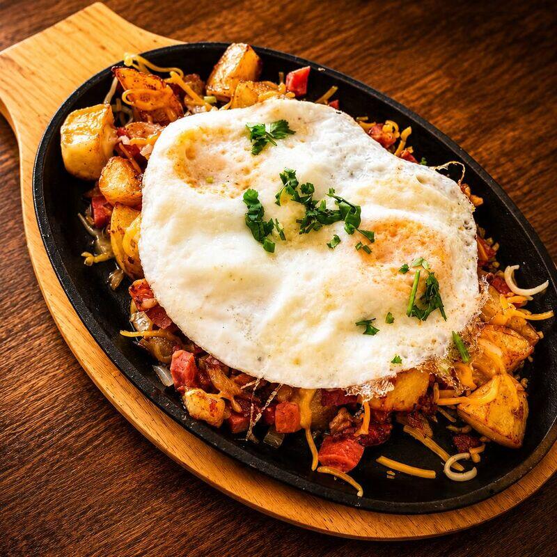 BREAKFAST SKILLET